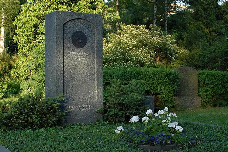 Grabstätte von Johannes Rau auf dem Dorotheenstädtischen Friedhof