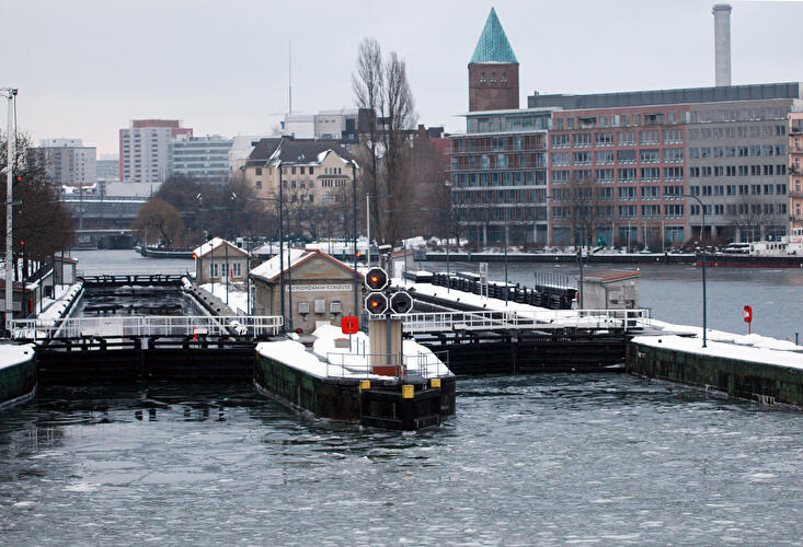 Eisschollen in der Spree