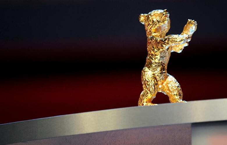 Verleihung des Goldenen Ehrenbäre