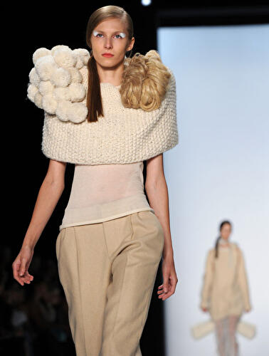 Skurrile Kreationen auf der Fashion Week