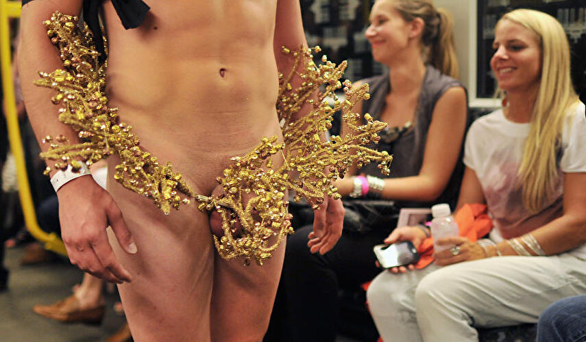 Skurrile Kreationen auf der Fashion Week