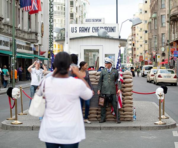 Checkpoint Charlie 2012