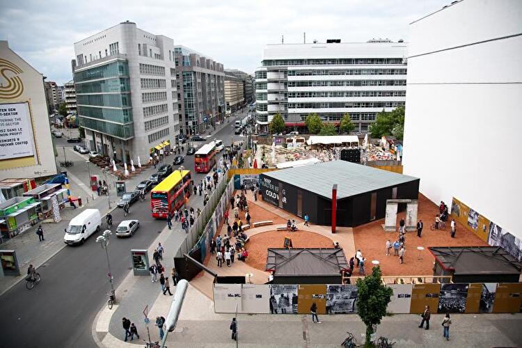 Checkpoint Charlie 2012