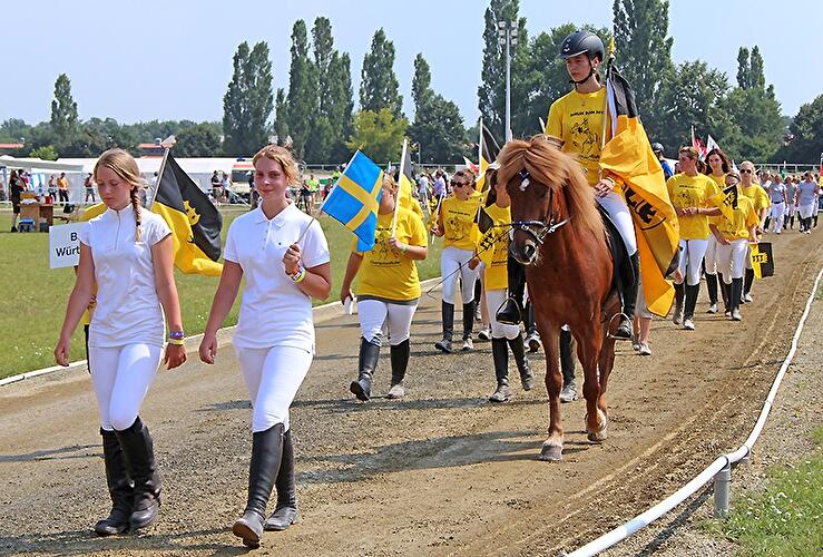 Eröffnung Ovalpferderennbahn Karlshorst  und Deutsche Jugend Islandpferd Meisterschaft 2012