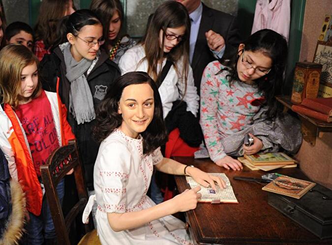 Anne Frank bei Madame Tussauds Berlin