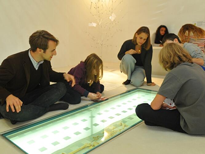 Erzähl mir was vom Tod - Interkative Ausstellung im FEZ (2012)