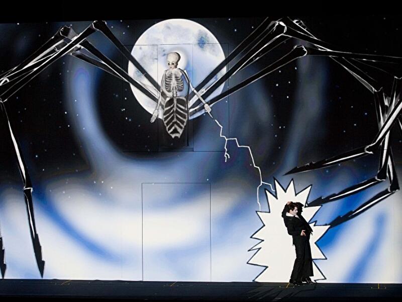 Premiere von "Die Zauberflöte" in der Komischen Oper