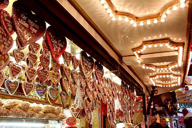Weihnachtsmarkt am Alexa 2012