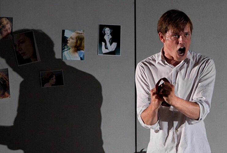 Fotoprobe "For the Disconnected Child"