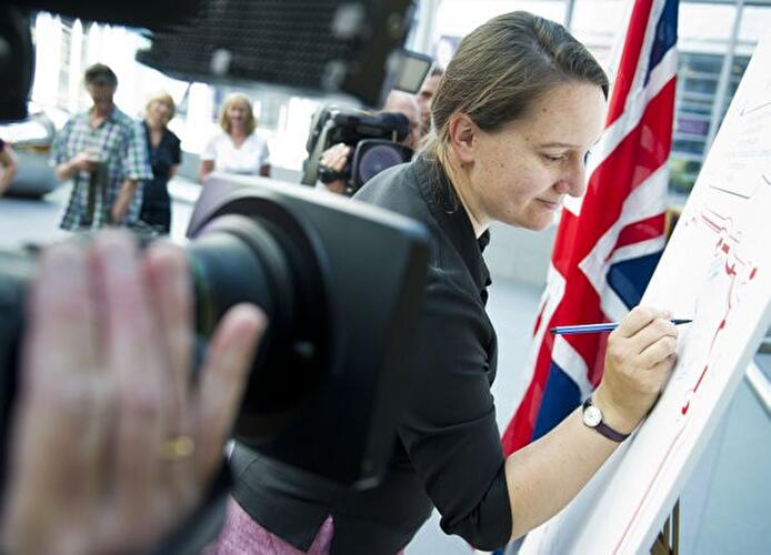 Berlin gratuliert zur Geburt des Prinzen von Cambridge