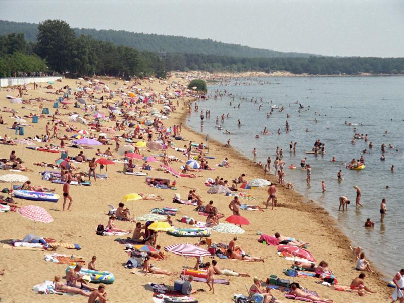 helenesee strandbad frankfurt baden anreise wassersport