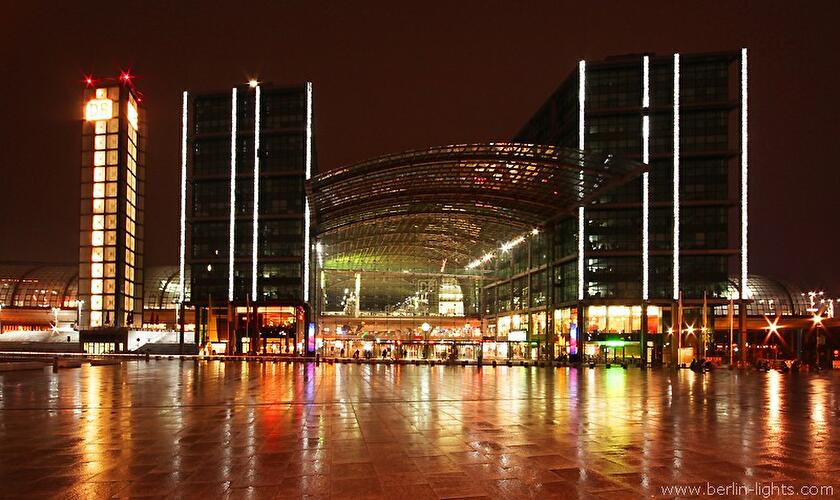 "Berlin leuchtet" 2013