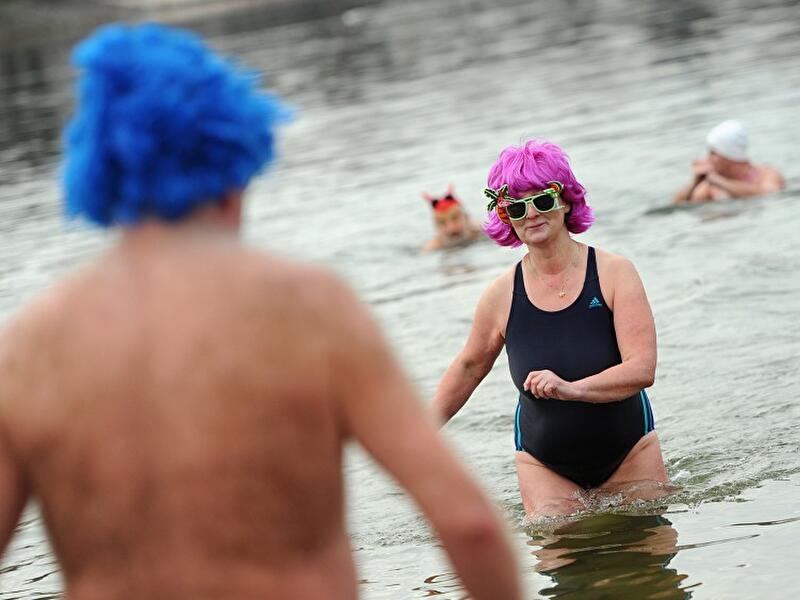 Neujahrsschwimmen