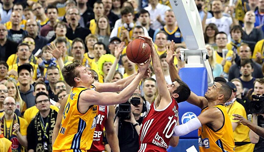 Alba Berlin - Brose Baskets Bamberg