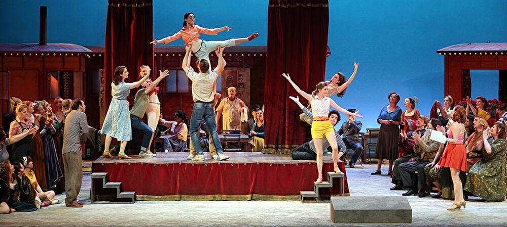 "Der Liebestrank" in der Deutschen Oper