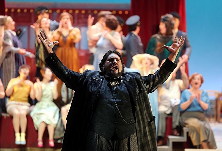 "Der Liebestrank" in der Deutschen Oper