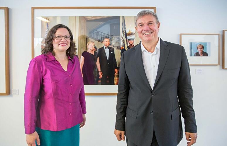 Angela Merkel: 60 Jahre Jahre – 60 Bilder