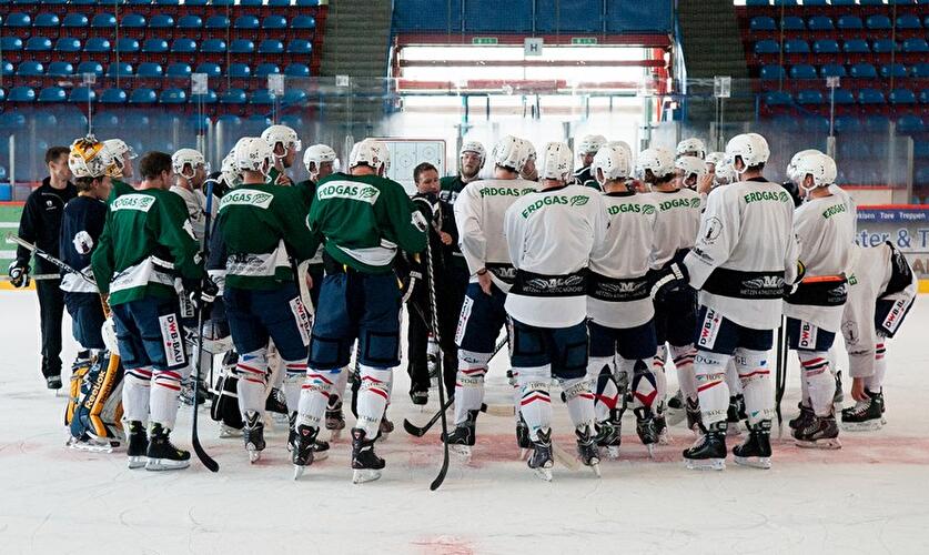 Saison 2014/15: Auftaktraining bei den Eisbären Berlin