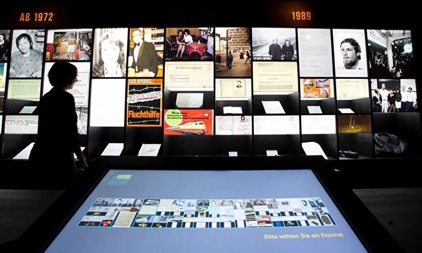 Ausstellung zum Thema Fluchthilfe für DDR-Bürger
