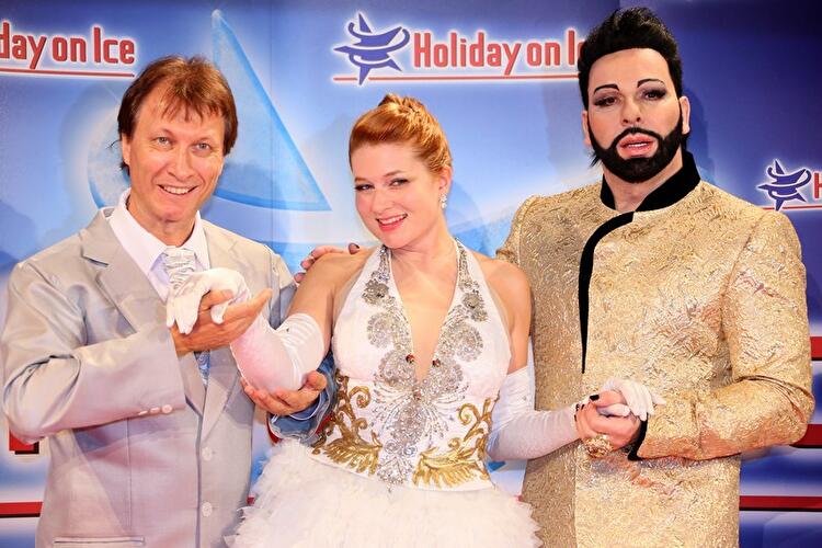 Holiday on Ice - Platinum