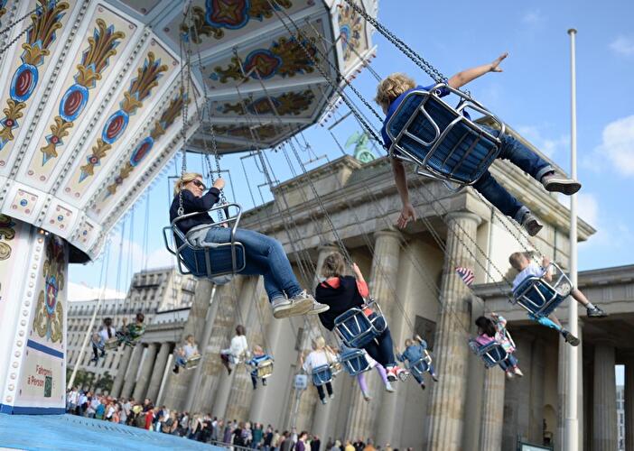 Tag der Einheit: Volksfest am Brandenburger Tor
