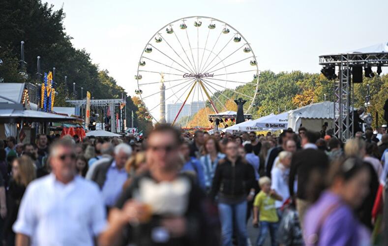 Tag der Einheit: Volksfest am Brandenburger Tor