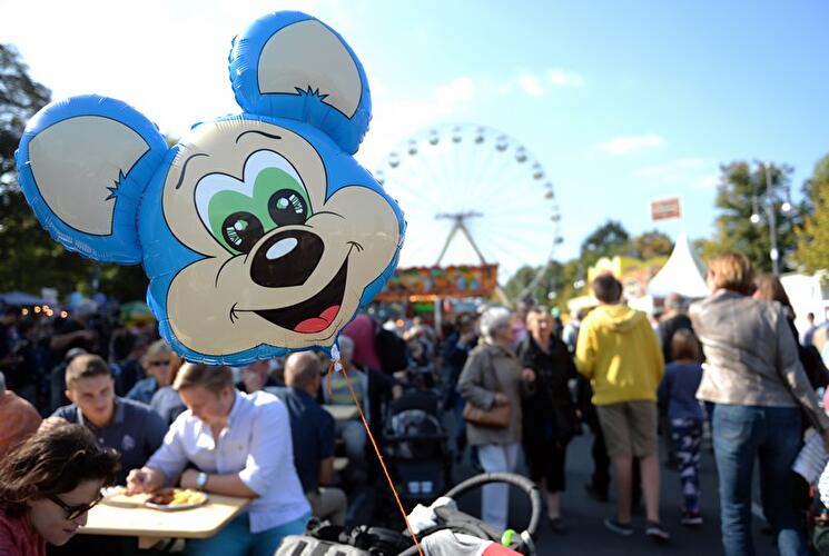 Tag der Einheit: Volksfest am Brandenburger Tor