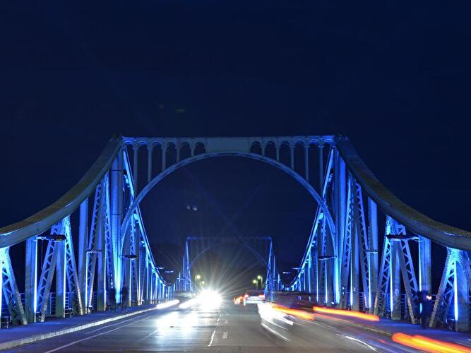 Glienicker Brücke