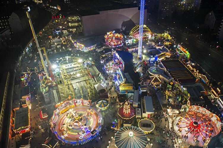 Weihnachtsmarkt "Wintertraum" am Alexa 2014
