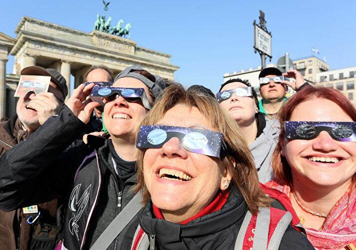 Partielle Sonnenfinsternis 2015