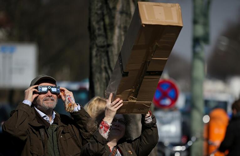 Partielle Sonnenfinsternis 2015
