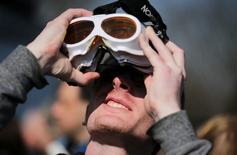 Partielle Sonnenfinsternis 2015