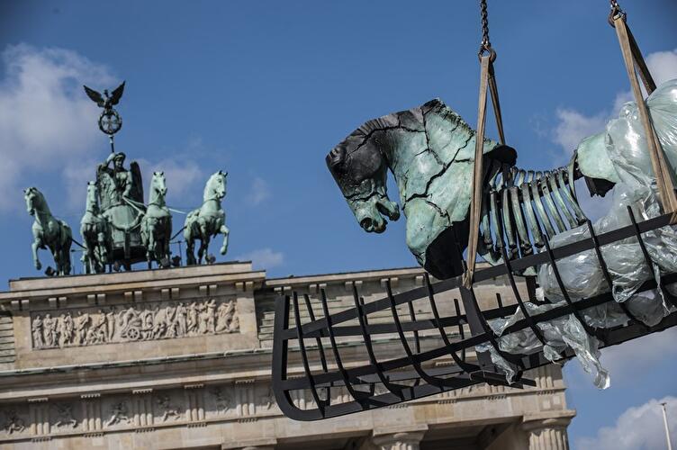 Pferdeskulpturen vor dem Brandenburger Tor