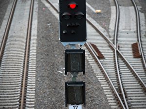電波障害でベルリンのSバーンが運行停止に