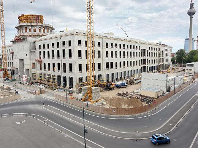 Schlossbaustelle