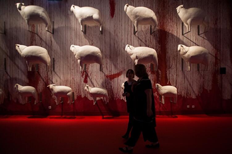 Gehorsam – Eine Installation in 15 Räumen von Saskia Boddeke & Peter Greenaway
