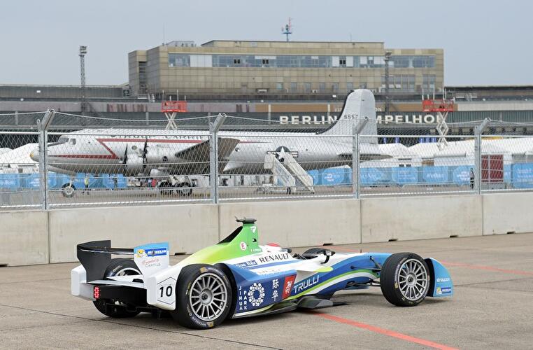 Formel E Rennen auf dem Tempelhofer Feld