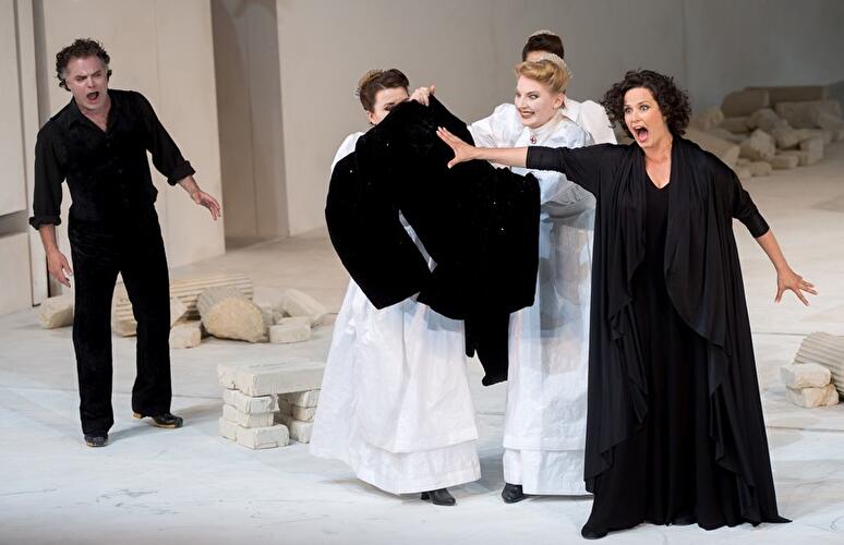 Ariadne auf Naxos