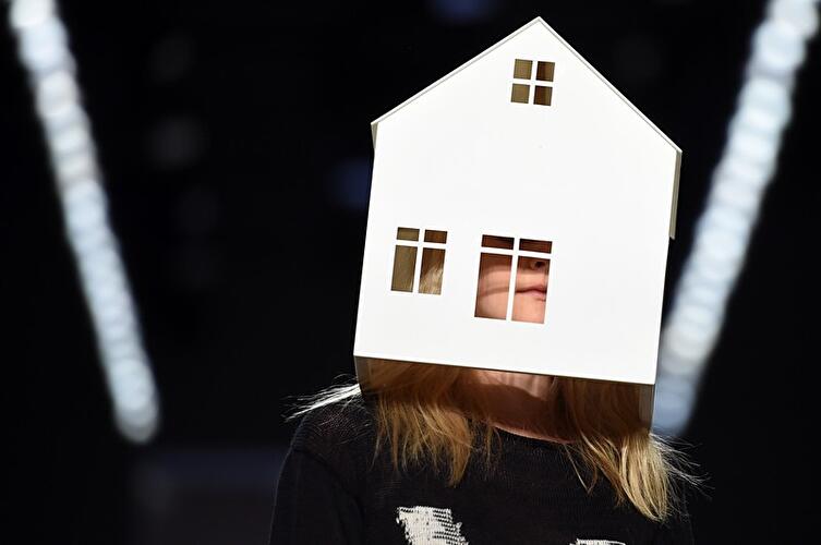 Verrückte Kreationen Berlin Fashion Week Juli 2015
