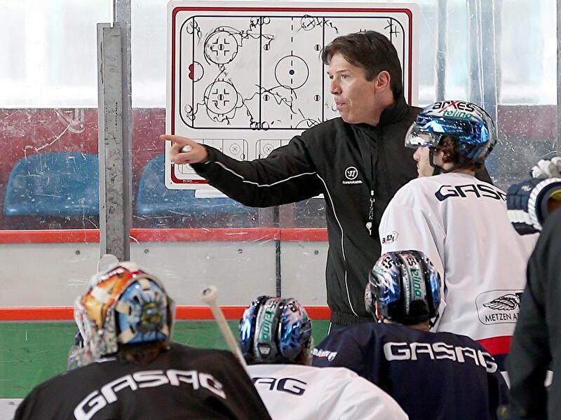 Training Eisbären Berlin