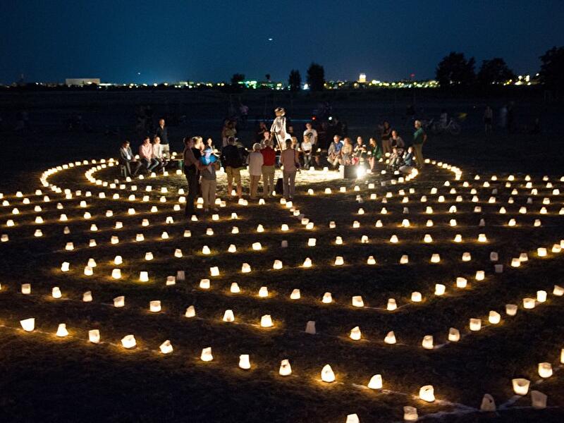Lichterlabyrinth «Die Große Reise»