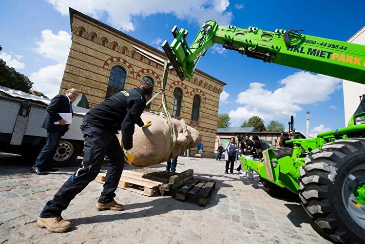 Lenin-Kopf in der Zitadelle