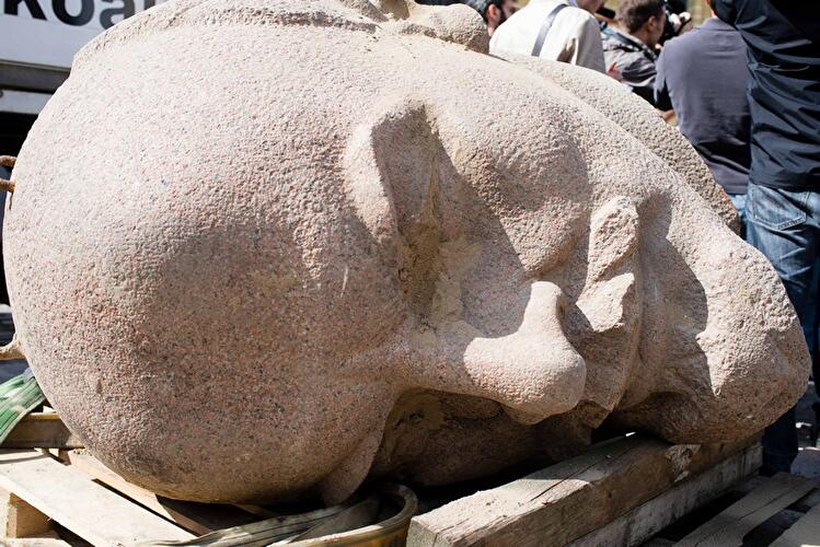 Lenin-Kopf in der Zitadelle