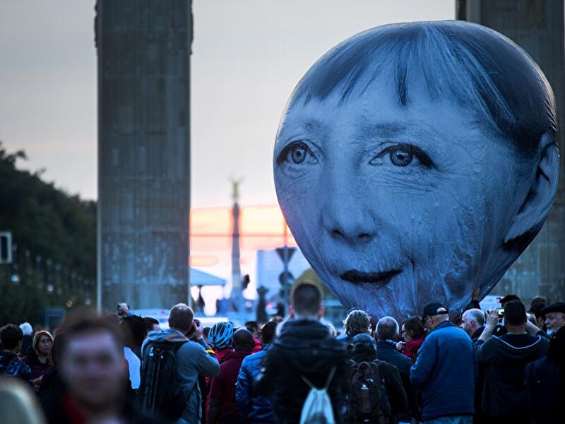 Riesenballons: Time to Shine