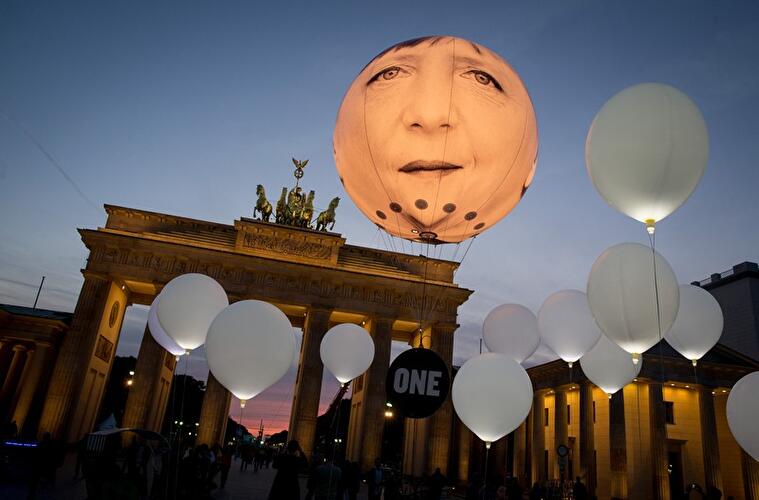 Riesenballons: Time to Shine