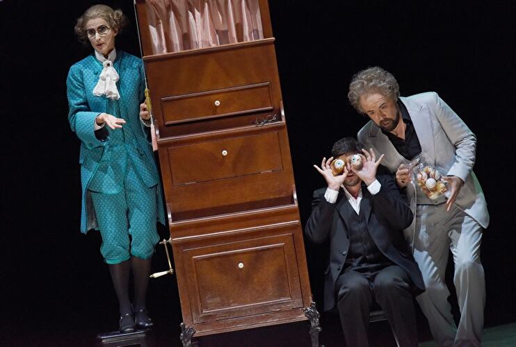 Les Contes d'Hoffmann