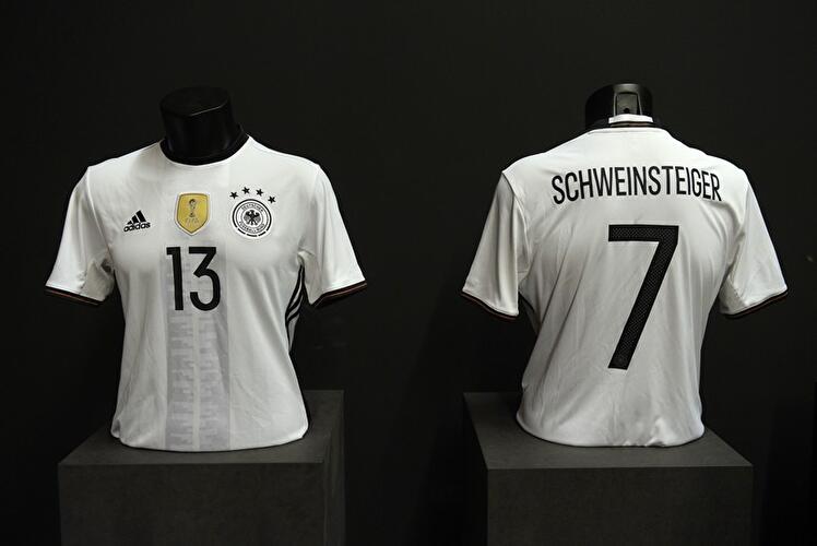 EM 2016: Trikot-Präsentation
