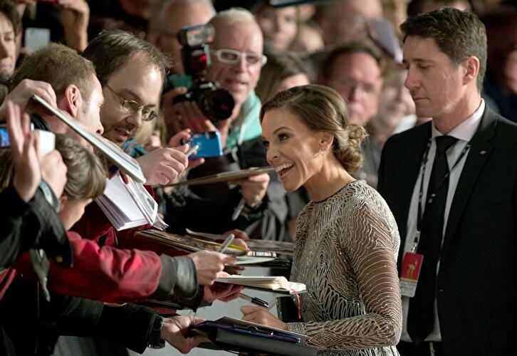 Hilary Swank