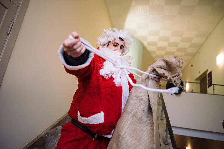 Vollversammlung der Weihnachtsmänner