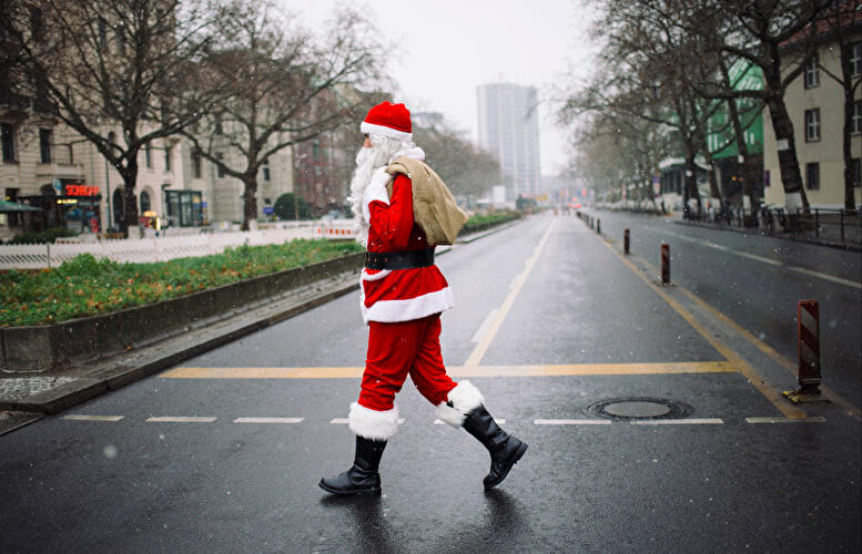 Vollversammlung der Weihnachtsmänner